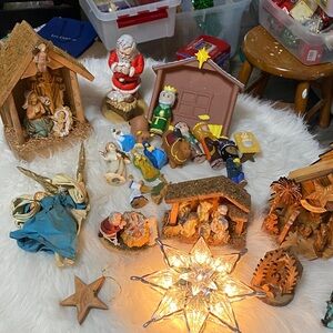 Holiday Nativity/religious lot